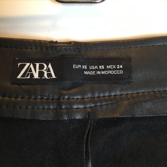 Zara Faux Vegan Leather Jogger Pants Womens Size Extra Small Black Cargo Pockets - Picture 2 of 8